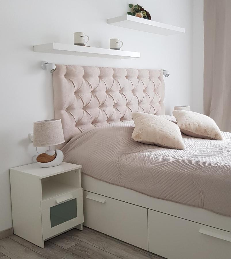 Boznicza Old Town Lux Apartment, Self Check-In 24H, Free Parking Poznań Buitenkant foto
